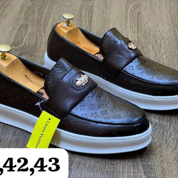 Mocassins montante